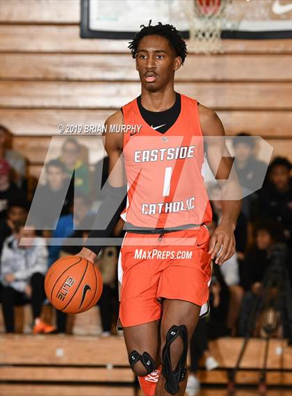 Thumbnail 2 in Eastside Catholic vs. Wilsonville (Les Schwab Invitational) photogallery.