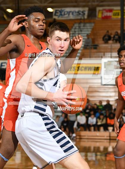 Thumbnail 2 in Eastside Catholic vs. Wilsonville (Les Schwab Invitational) photogallery.