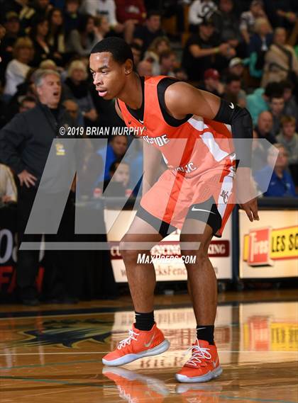Thumbnail 3 in Eastside Catholic vs. Wilsonville (Les Schwab Invitational) photogallery.