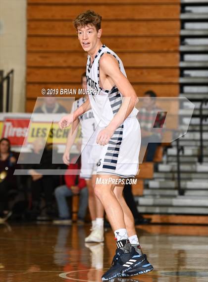 Thumbnail 2 in Eastside Catholic vs. Wilsonville (Les Schwab Invitational) photogallery.