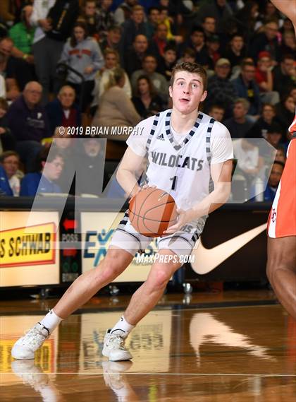 Thumbnail 3 in Eastside Catholic vs. Wilsonville (Les Schwab Invitational) photogallery.