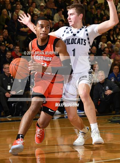 Thumbnail 1 in Eastside Catholic vs. Wilsonville (Les Schwab Invitational) photogallery.