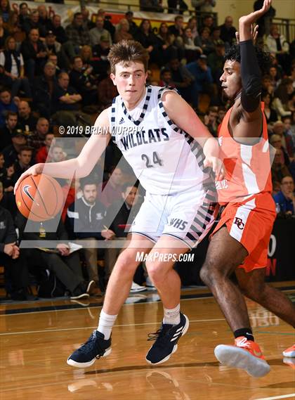 Thumbnail 3 in Eastside Catholic vs. Wilsonville (Les Schwab Invitational) photogallery.
