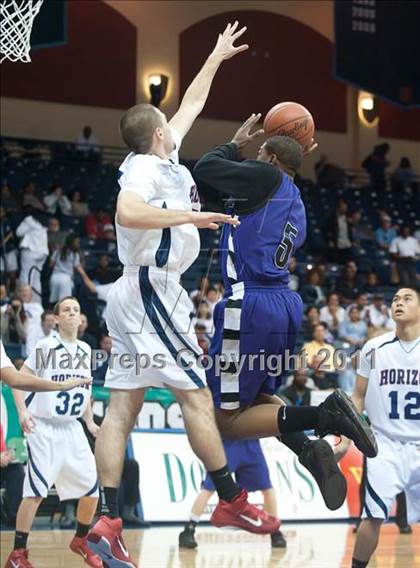 Thumbnail 3 in Foothills Christian vs Horizon (CIF SDS D5 Final) photogallery.