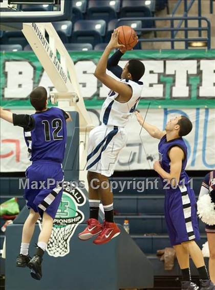 Thumbnail 3 in Foothills Christian vs Horizon (CIF SDS D5 Final) photogallery.
