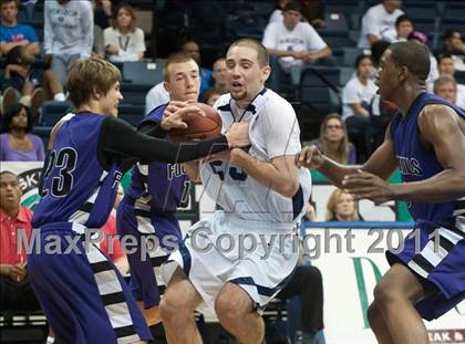 Thumbnail 1 in Foothills Christian vs Horizon (CIF SDS D5 Final) photogallery.