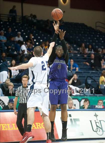 Thumbnail 1 in Foothills Christian vs Horizon (CIF SDS D5 Final) photogallery.