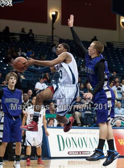 Thumbnail 3 in Foothills Christian vs Horizon (CIF SDS D5 Final) photogallery.