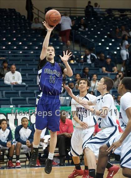 Thumbnail 2 in Foothills Christian vs Horizon (CIF SDS D5 Final) photogallery.