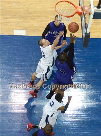 Thumbnail 1 in Foothills Christian vs Horizon (CIF SDS D5 Final) photogallery.