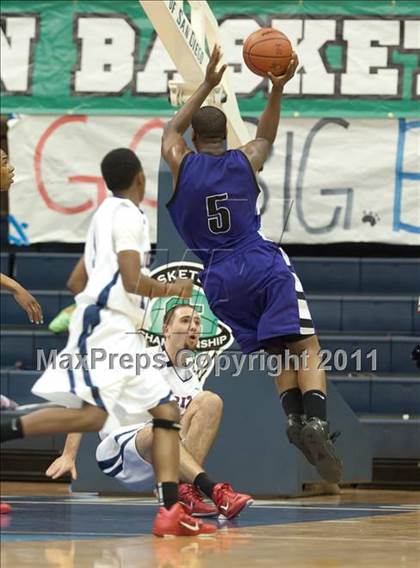 Thumbnail 1 in Foothills Christian vs Horizon (CIF SDS D5 Final) photogallery.
