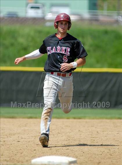 Thumbnail 3 in Clarke vs. Maine-Endwell (NYSPHSAA Class A Semifinal) photogallery.