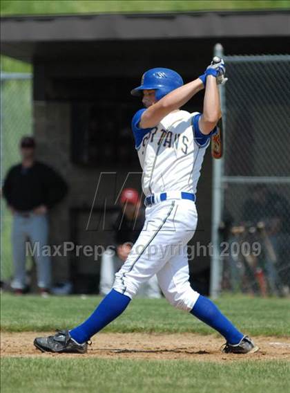 Thumbnail 3 in Clarke vs. Maine-Endwell (NYSPHSAA Class A Semifinal) photogallery.