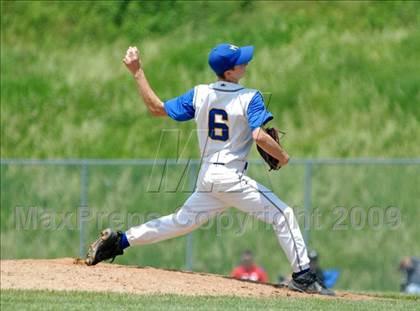 Thumbnail 1 in Clarke vs. Maine-Endwell (NYSPHSAA Class A Semifinal) photogallery.