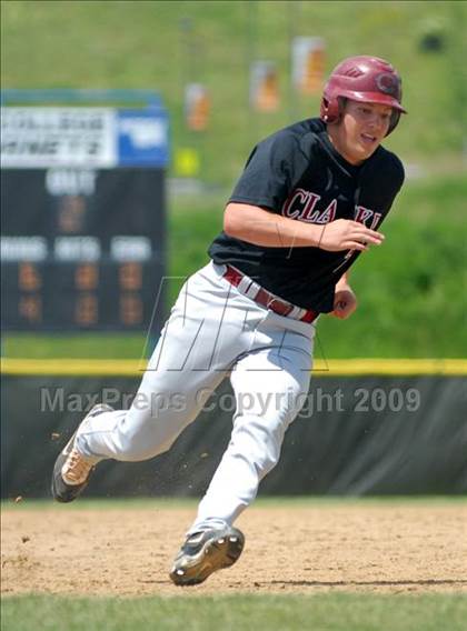 Thumbnail 2 in Clarke vs. Maine-Endwell (NYSPHSAA Class A Semifinal) photogallery.