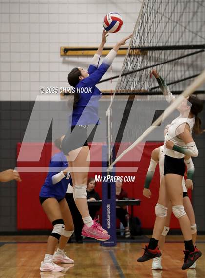 Thumbnail 3 in Mesquite vs. Tanque Verde (Lancer Invitational) photogallery.