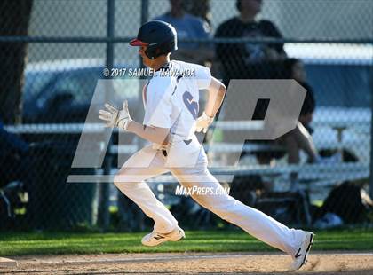 Thumbnail 3 in Chaminade vs Crespi photogallery.