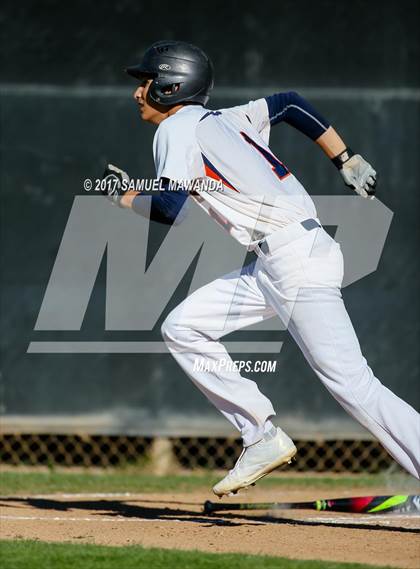 Thumbnail 2 in Chaminade vs Crespi photogallery.
