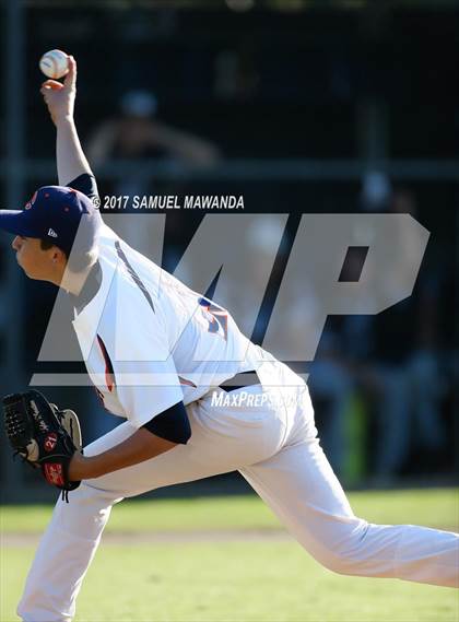 Thumbnail 3 in Chaminade vs Crespi photogallery.