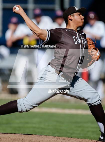 Thumbnail 2 in Chaminade vs Crespi photogallery.