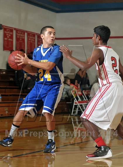 Thumbnail 3 in Maxwell vs. East Nicolaus (Love of the Game) photogallery.