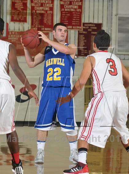 Thumbnail 2 in Maxwell vs. East Nicolaus (Love of the Game) photogallery.