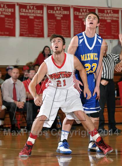 Thumbnail 2 in Maxwell vs. East Nicolaus (Love of the Game) photogallery.