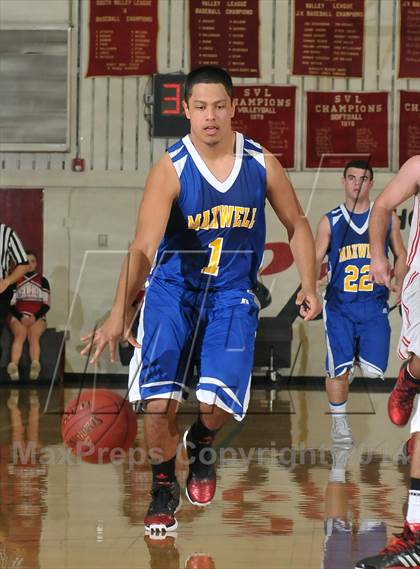 Thumbnail 2 in Maxwell vs. East Nicolaus (Love of the Game) photogallery.