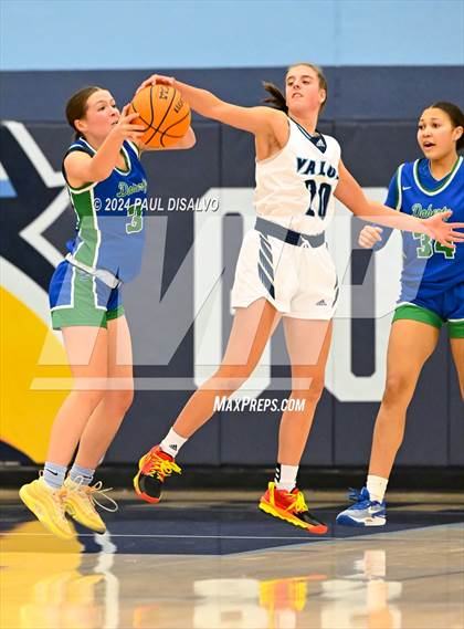Thumbnail 2 in Doherty @ Valor Christian photogallery.