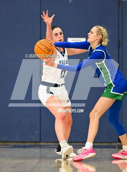 Thumbnail 3 in Doherty @ Valor Christian photogallery.