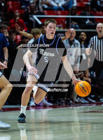 Thumbnail 3 in Bingham vs. Corner Canyon (UHSAA 6A Quarterfinal) photogallery.