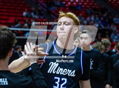 Thumbnail 2 in Bingham vs. Corner Canyon (UHSAA 6A Quarterfinal) photogallery.
