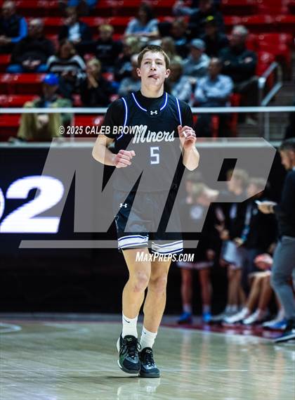 Thumbnail 1 in Bingham vs. Corner Canyon (UHSAA 6A Quarterfinal) photogallery.