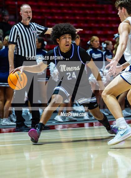 Thumbnail 2 in Bingham vs. Corner Canyon (UHSAA 6A Quarterfinal) photogallery.
