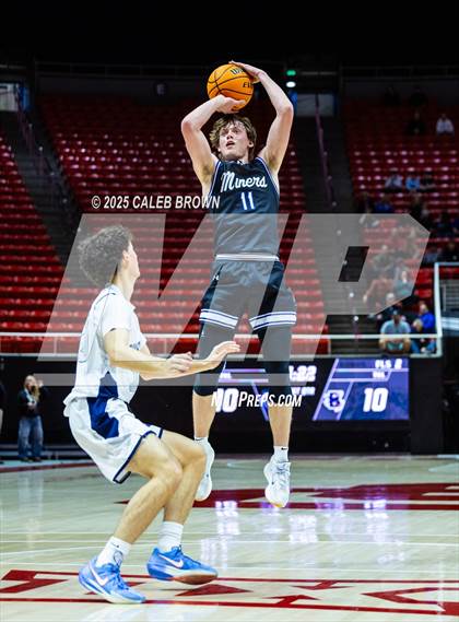 Thumbnail 1 in Bingham vs. Corner Canyon (UHSAA 6A Quarterfinal) photogallery.