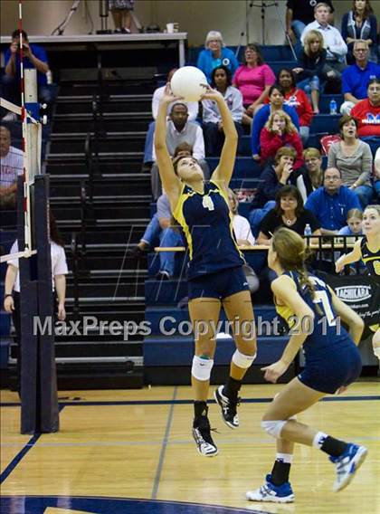 Thumbnail 1 in Bishop Miege @ Aquinas photogallery.