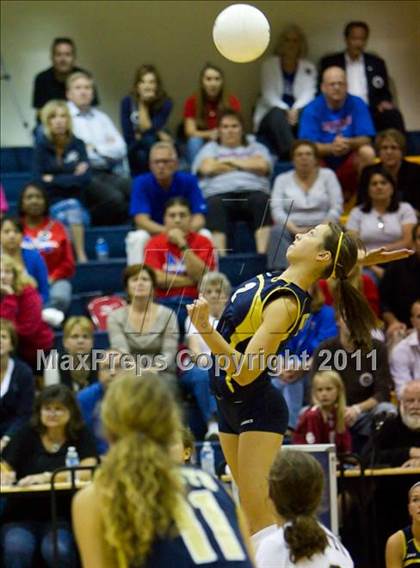 Thumbnail 1 in Bishop Miege @ Aquinas photogallery.