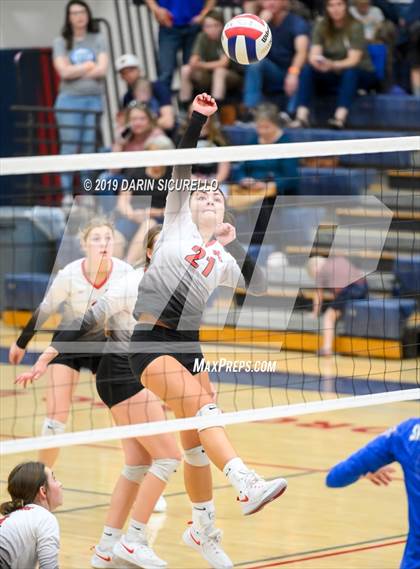 Thumbnail 3 in St. David vs Mogollon (AIA 1A State Finals) photogallery.