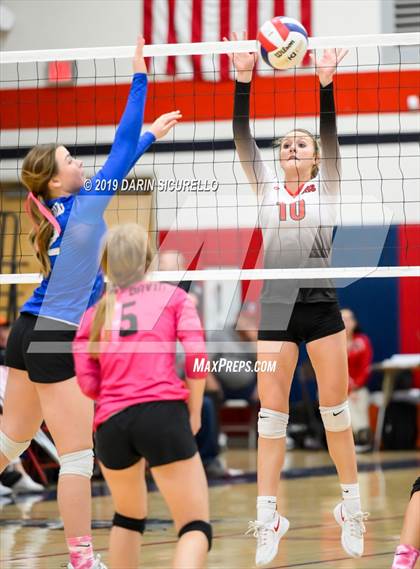 Thumbnail 3 in St. David vs Mogollon (AIA 1A State Finals) photogallery.