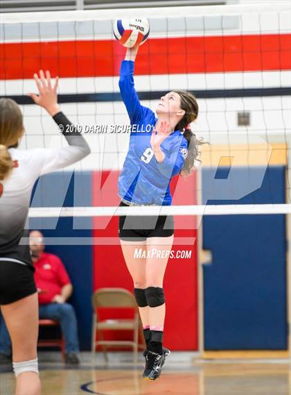 Thumbnail 3 in St. David vs Mogollon (AIA 1A State Finals) photogallery.