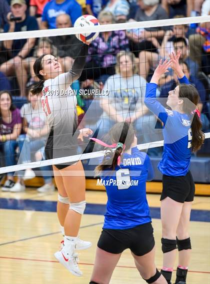 Thumbnail 3 in St. David vs Mogollon (AIA 1A State Finals) photogallery.