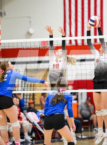 Thumbnail 3 in St. David vs Mogollon (AIA 1A State Finals) photogallery.