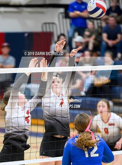 Thumbnail 2 in St. David vs Mogollon (AIA 1A State Finals) photogallery.