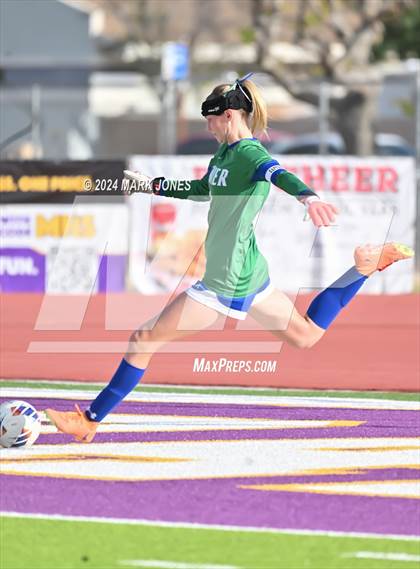 Thumbnail 2 in Xavier College Prep vs. Hamilton (AIA 6A Final) photogallery.