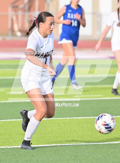 Thumbnail 2 in Xavier College Prep vs. Hamilton (AIA 6A Final) photogallery.