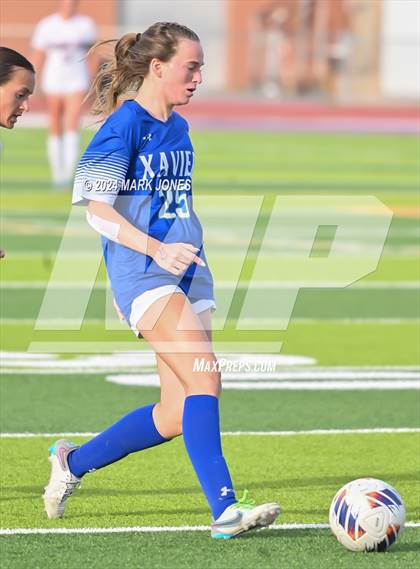 Thumbnail 2 in Xavier College Prep vs. Hamilton (AIA 6A Final) photogallery.