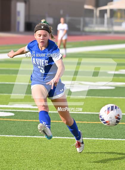Thumbnail 2 in Xavier College Prep vs. Hamilton (AIA 6A Final) photogallery.