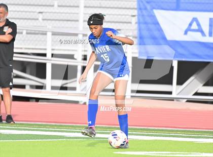 Thumbnail 3 in Xavier College Prep vs. Hamilton (AIA 6A Final) photogallery.