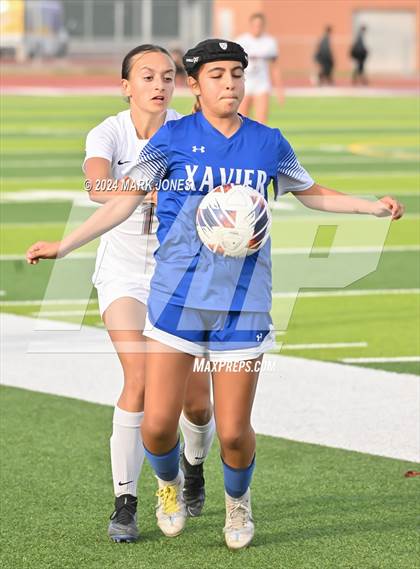 Thumbnail 3 in Xavier College Prep vs. Hamilton (AIA 6A Final) photogallery.