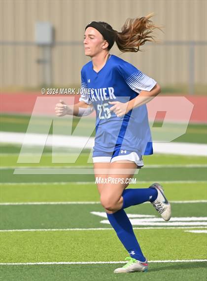 Thumbnail 2 in Xavier College Prep vs. Hamilton (AIA 6A Final) photogallery.